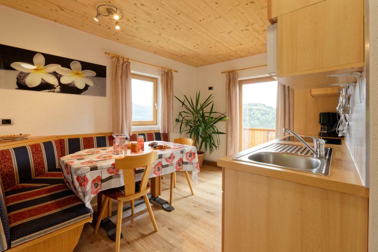 Apartamento Kehrerhof Urlaub Auf Dem Bauernhof San Lorenzo di Sebato Exterior foto