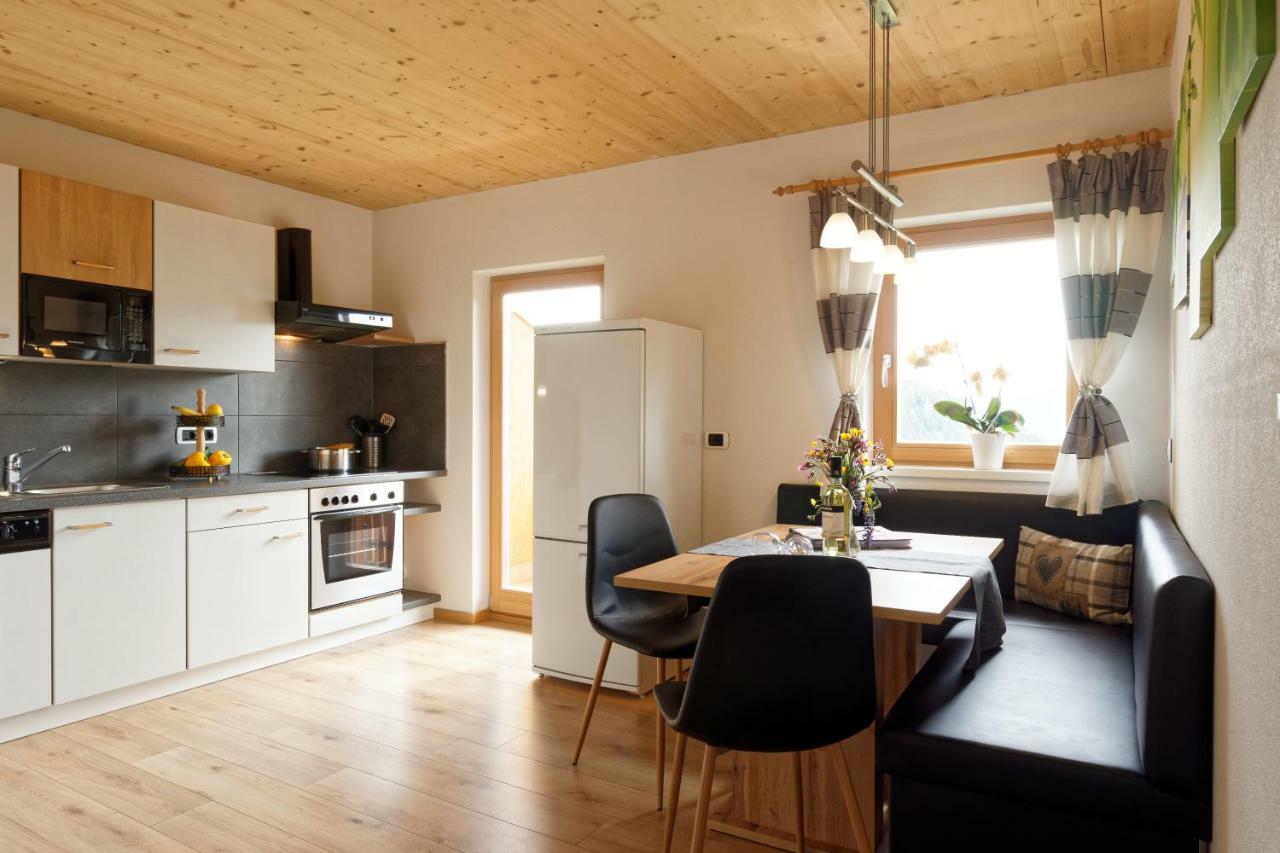 Apartamento Kehrerhof Urlaub Auf Dem Bauernhof San Lorenzo di Sebato Exterior foto