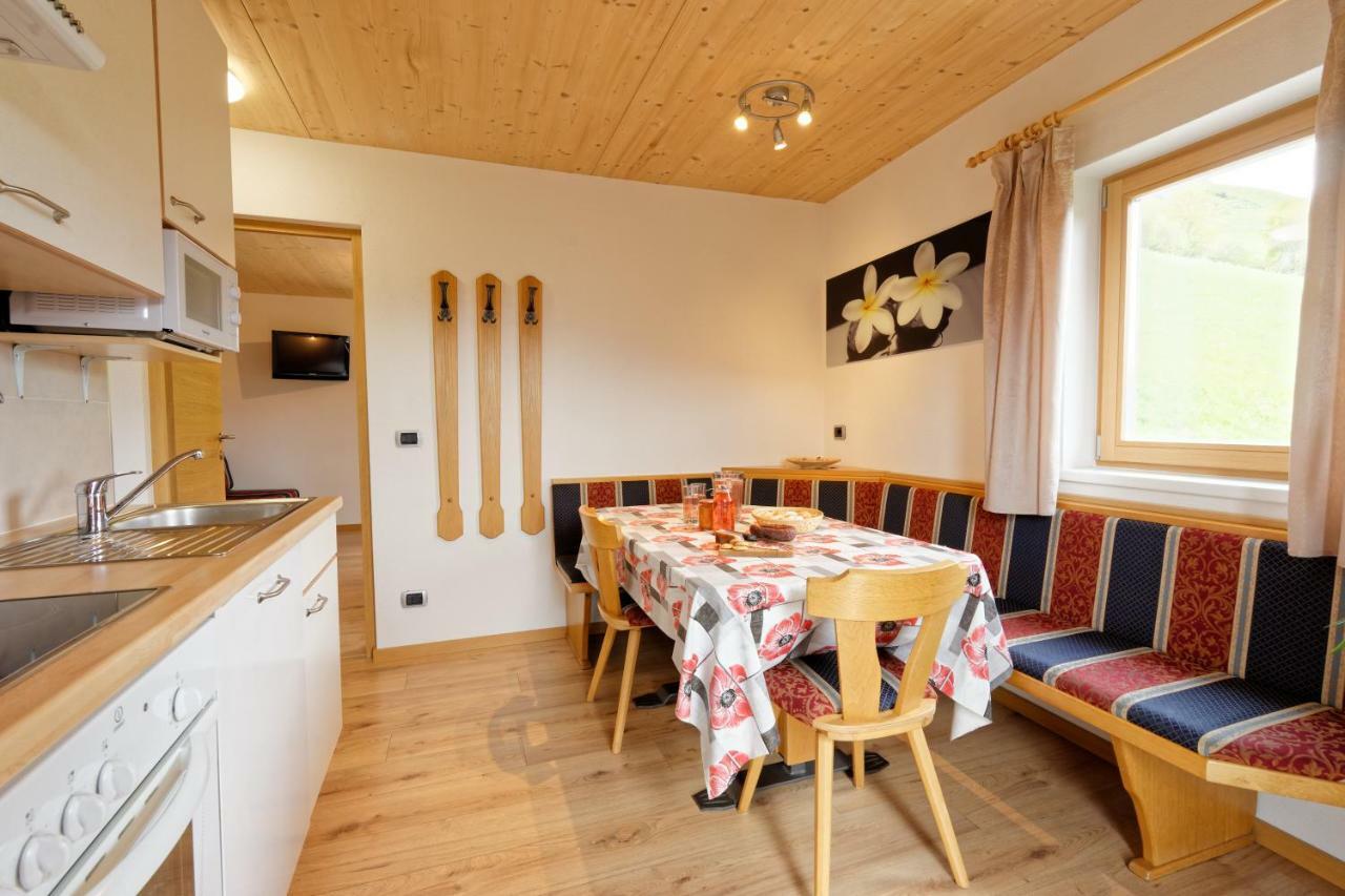 Apartamento Kehrerhof Urlaub Auf Dem Bauernhof San Lorenzo di Sebato Exterior foto