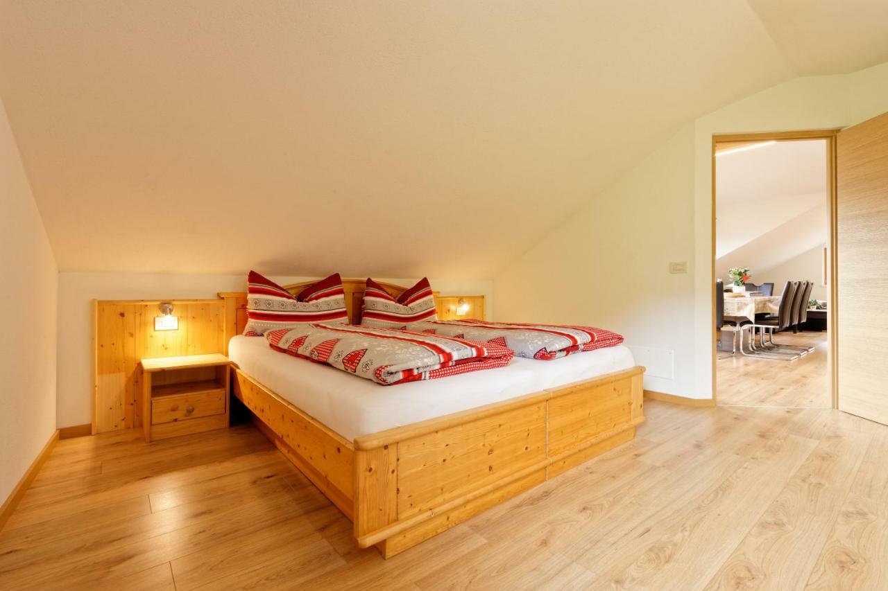 Apartamento Kehrerhof Urlaub Auf Dem Bauernhof San Lorenzo di Sebato Exterior foto