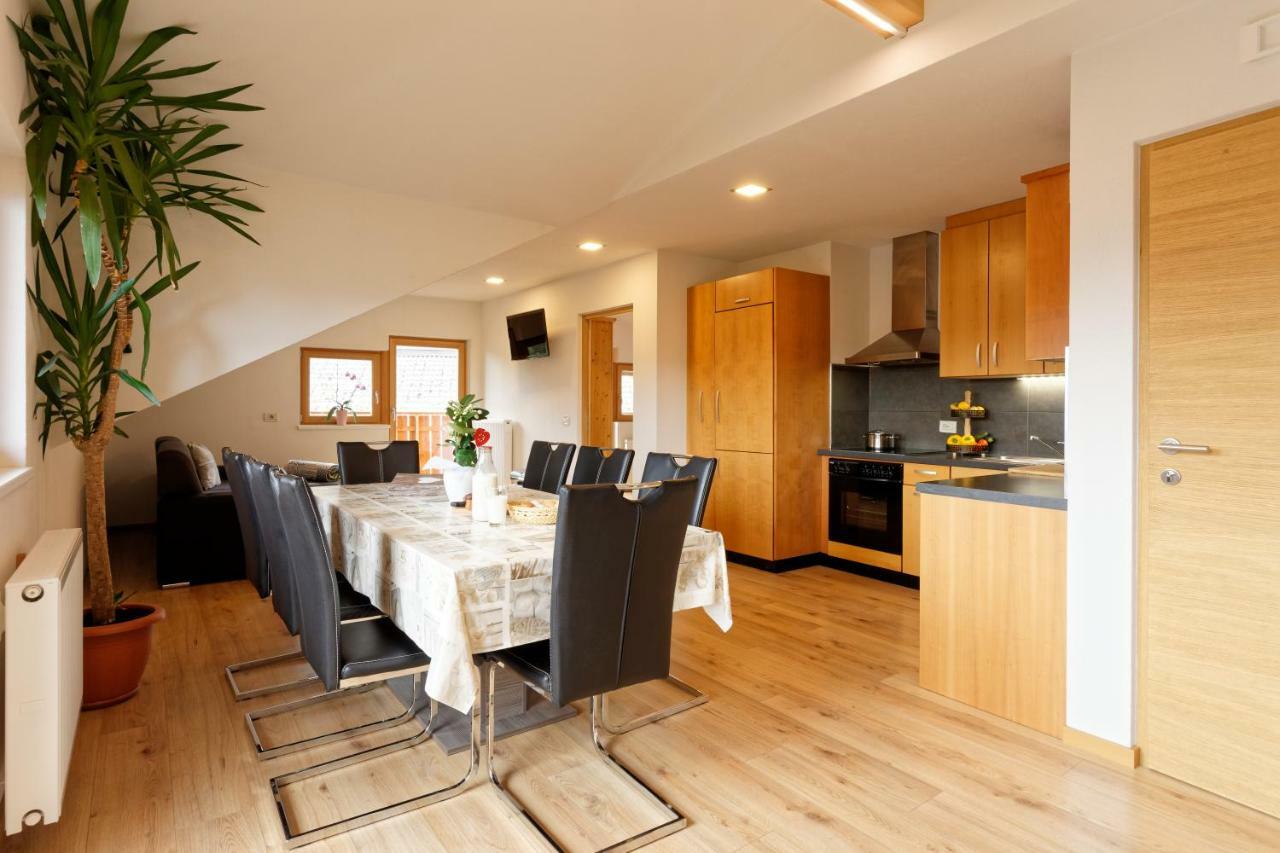 Apartamento Kehrerhof Urlaub Auf Dem Bauernhof San Lorenzo di Sebato Exterior foto