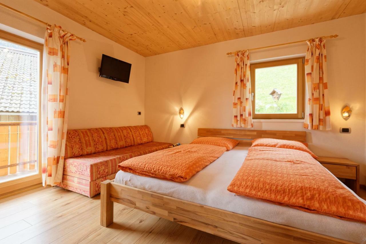 Apartamento Kehrerhof Urlaub Auf Dem Bauernhof San Lorenzo di Sebato Exterior foto