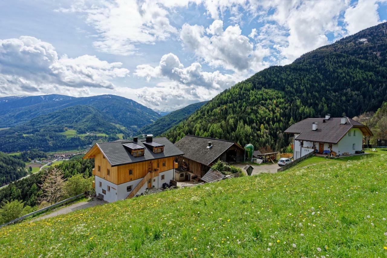 Apartamento Kehrerhof Urlaub Auf Dem Bauernhof San Lorenzo di Sebato Exterior foto