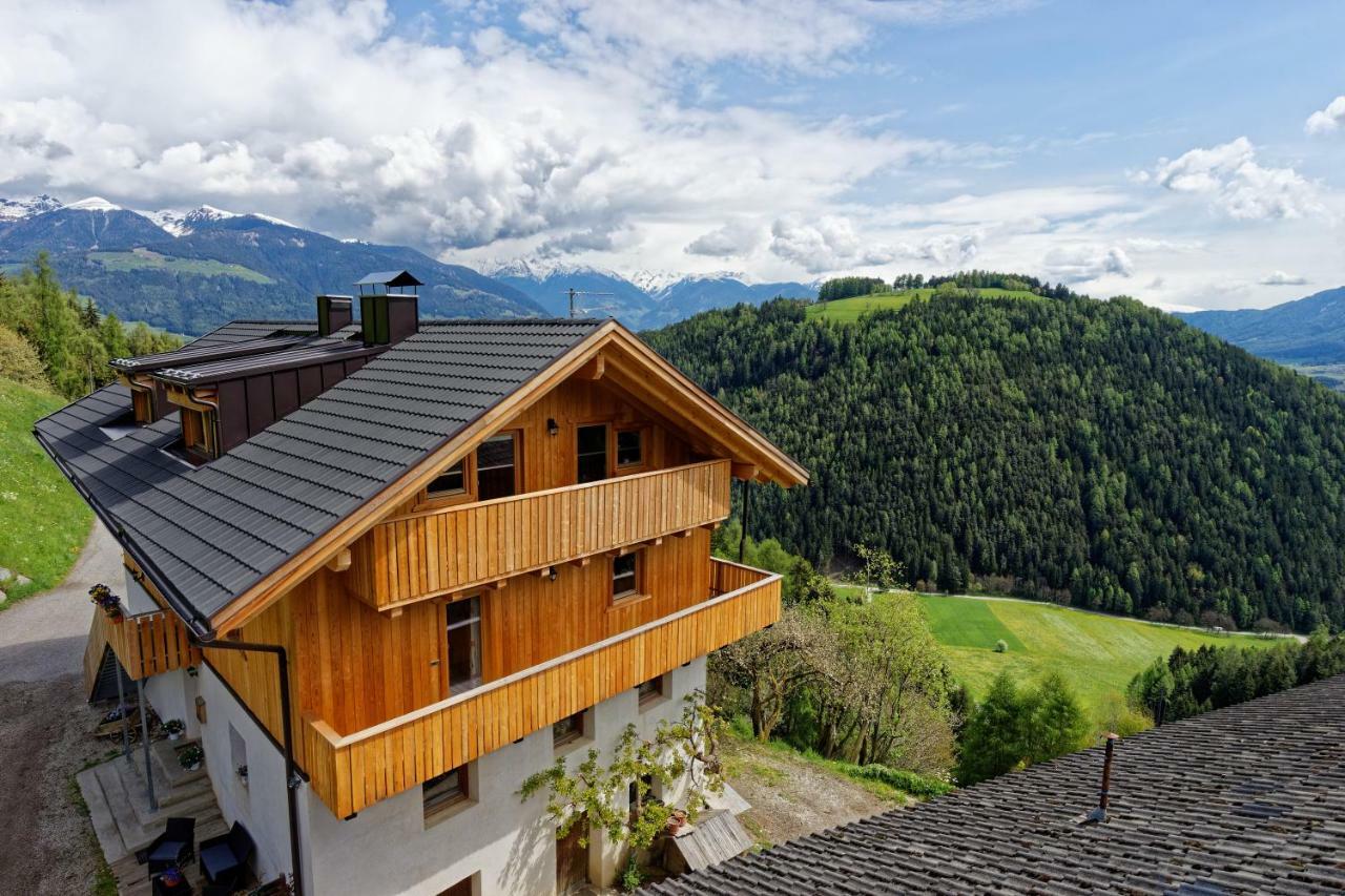 Apartamento Kehrerhof Urlaub Auf Dem Bauernhof San Lorenzo di Sebato Exterior foto