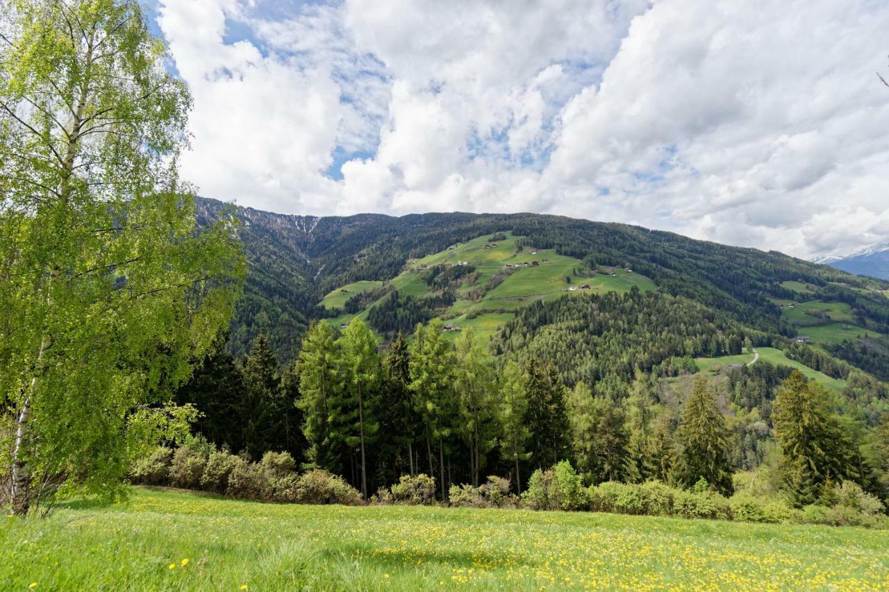 Apartamento Kehrerhof Urlaub Auf Dem Bauernhof San Lorenzo di Sebato Exterior foto