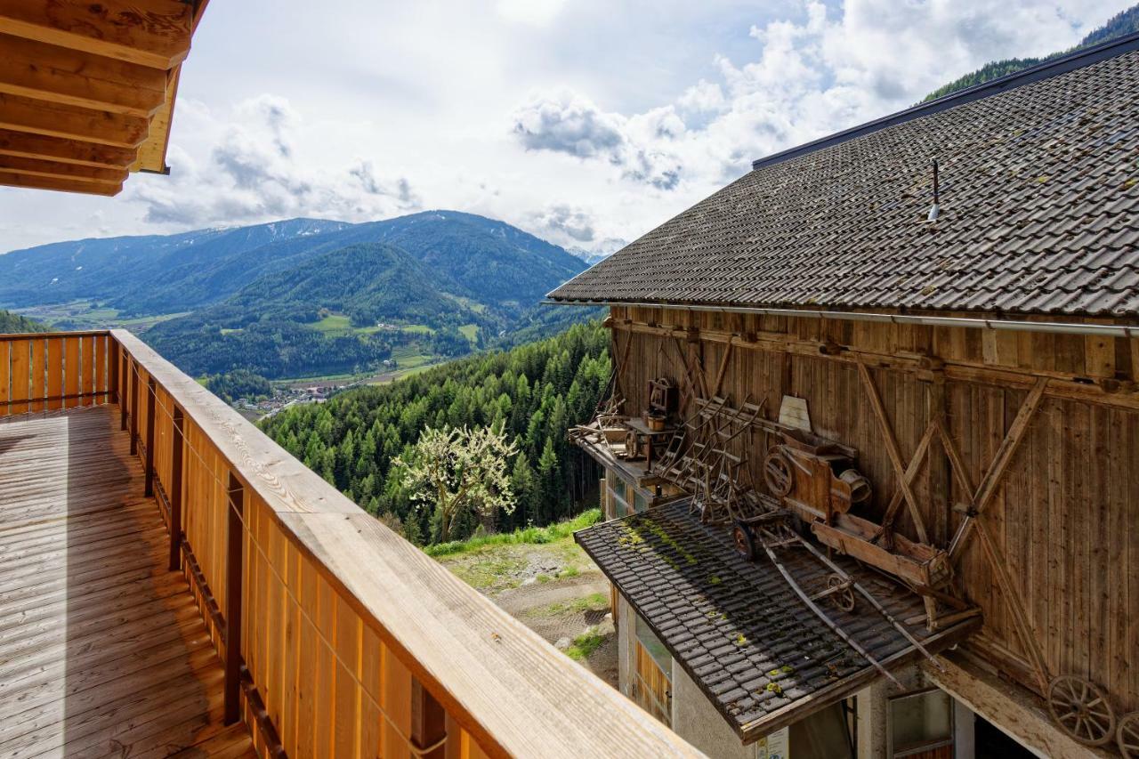 Apartamento Kehrerhof Urlaub Auf Dem Bauernhof San Lorenzo di Sebato Exterior foto
