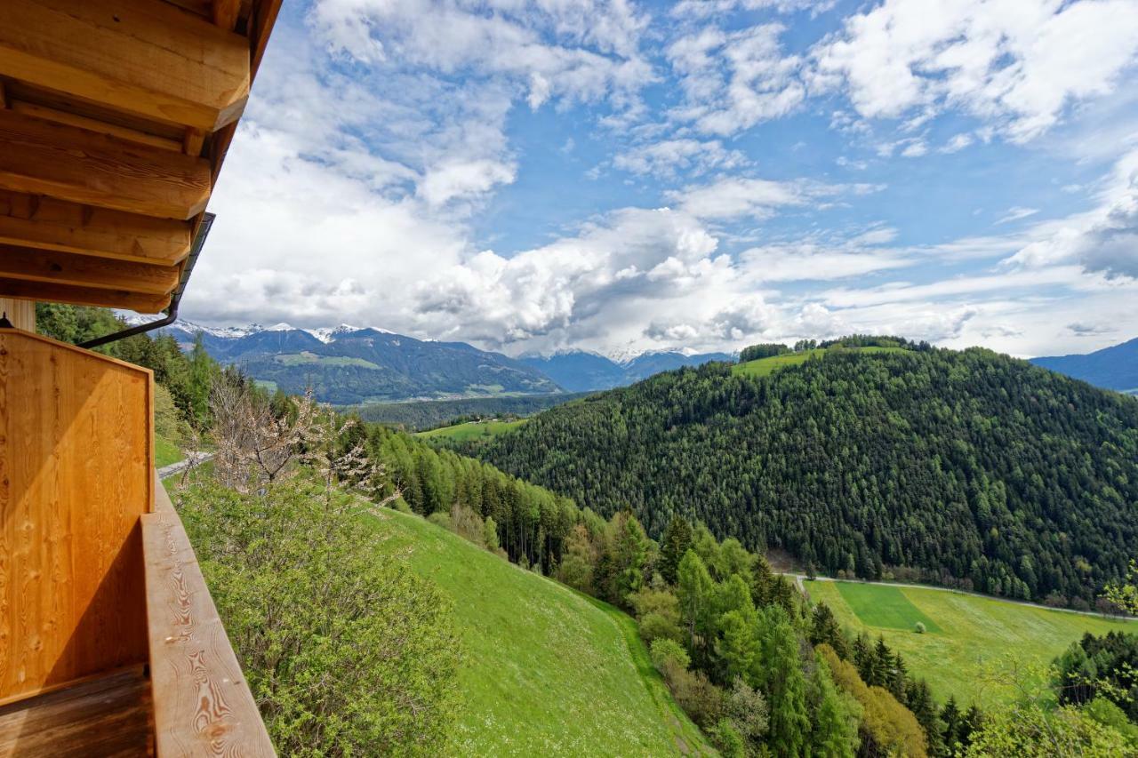 Apartamento Kehrerhof Urlaub Auf Dem Bauernhof San Lorenzo di Sebato Exterior foto